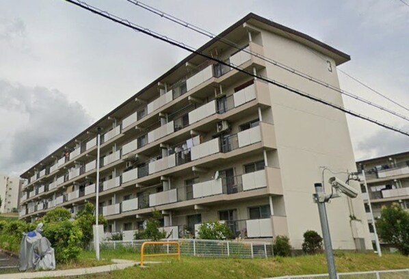 陽和台第三住宅3号棟505号室の物件外観写真